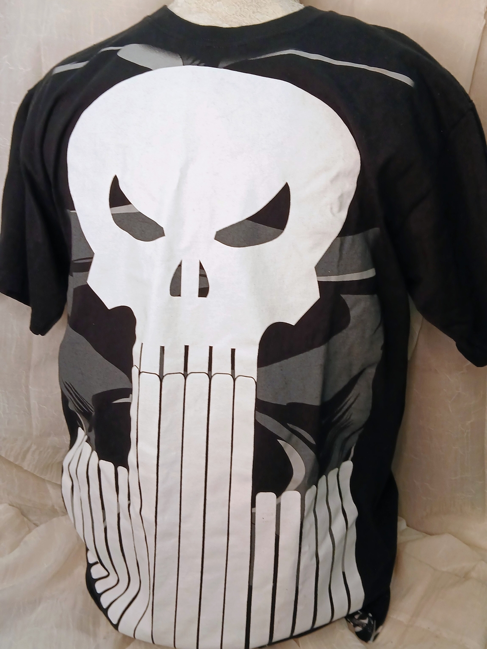 Marvel Black Skull Graphic Tee